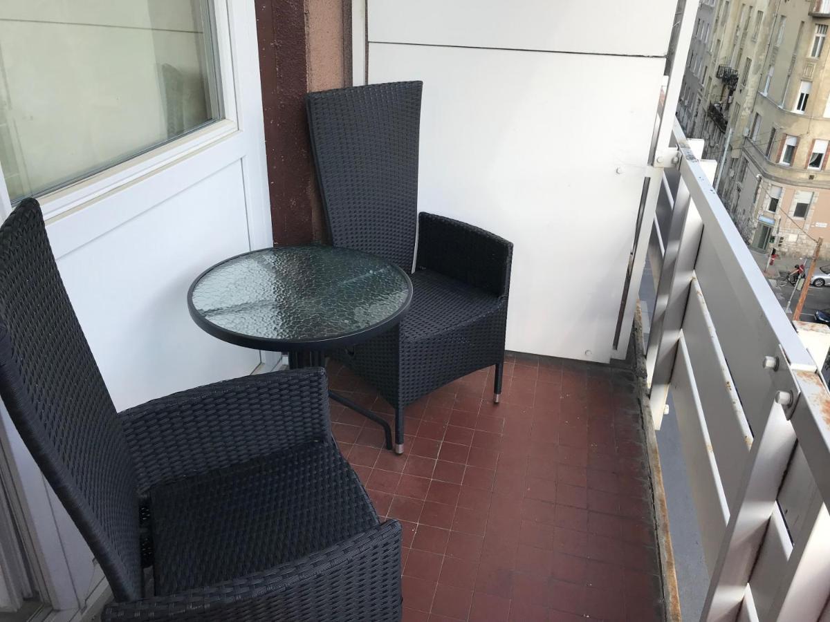 Roland Apartment Westnd Budapest Luaran gambar